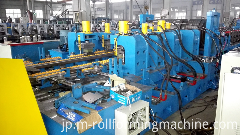 hinge hole edge cutting hinge hole edge cutting